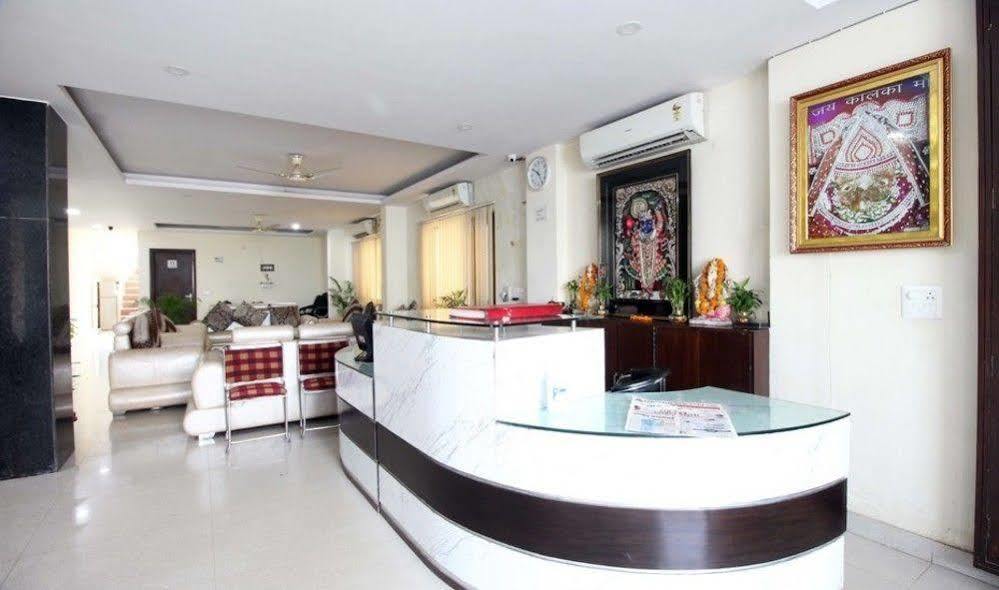 โรงแรมคุนดัน พาเลซ นิวเดลี ภายนอก รูปภาพ